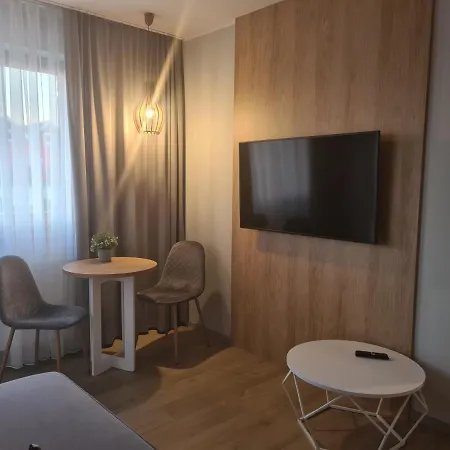 Apartament C11 Z Ogródkiem, Marynarska 8 Apartamento *